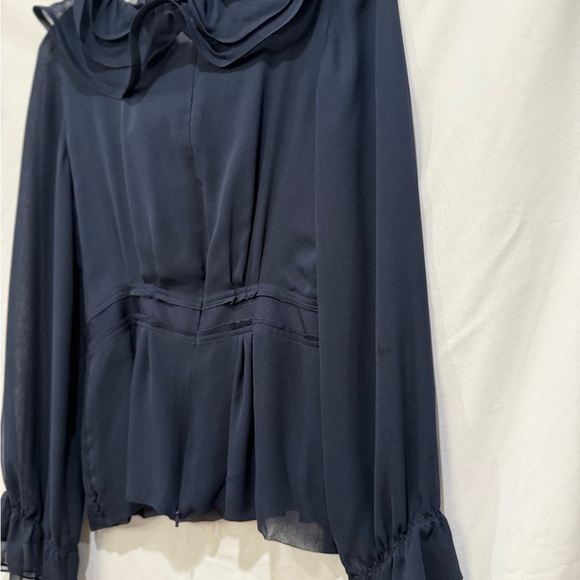 OSCAR DE LA RENTA - NAVY BLUE SILK CHIFFON RUFFLE ROSE BLOUSE - Size 6 - Picture 8 of 9